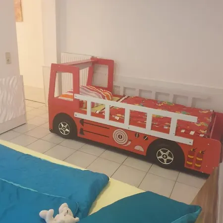 Sions Grosse Mit 3 Schlafzimmer, 2 Km Bis Zum Europapark Rust Apartmán *